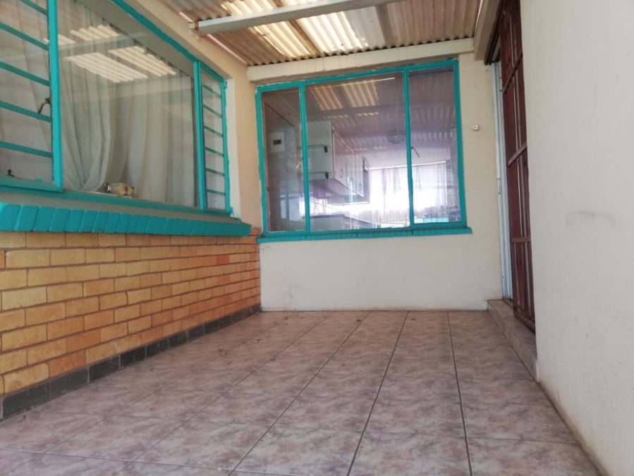 5 Bedroom Property for Sale in Stilfontein Ext 3 North West